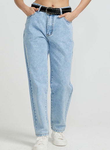 Pocketed Straight Leg Jeans