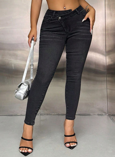 Asymmetric Waist Jeans with Pockets